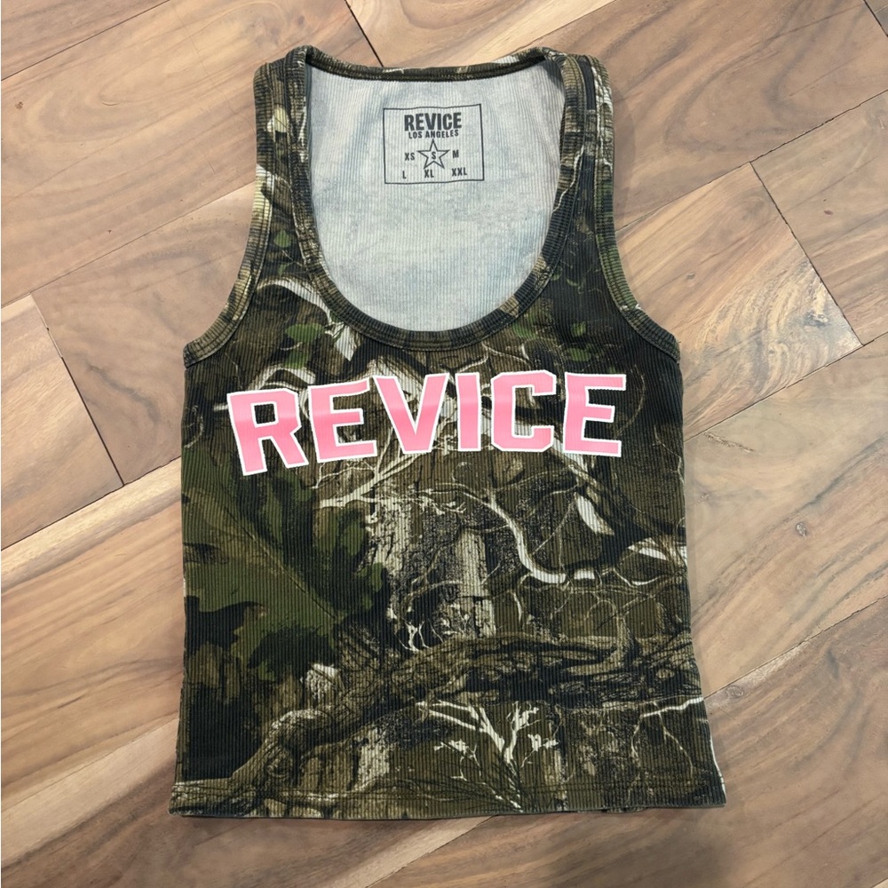 🚫SOLD 🚫REVICE Pink Lettering Camouflage Tank Top